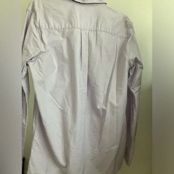 🌸 3/$15 Men’s buttoned down shirt - Picture 4 of 5